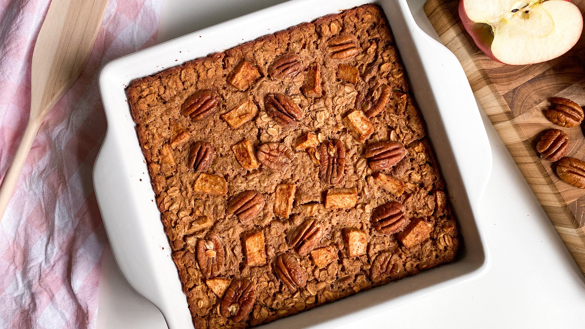 Avena al horno con manzana y nueces
